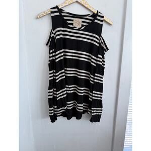 Chaser Women's Cold Shoulder Black White Shirt | Size Small